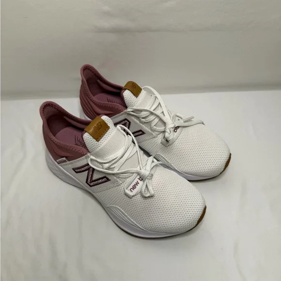 New Balance Women’s Running Shoe - Picture 3 of 9